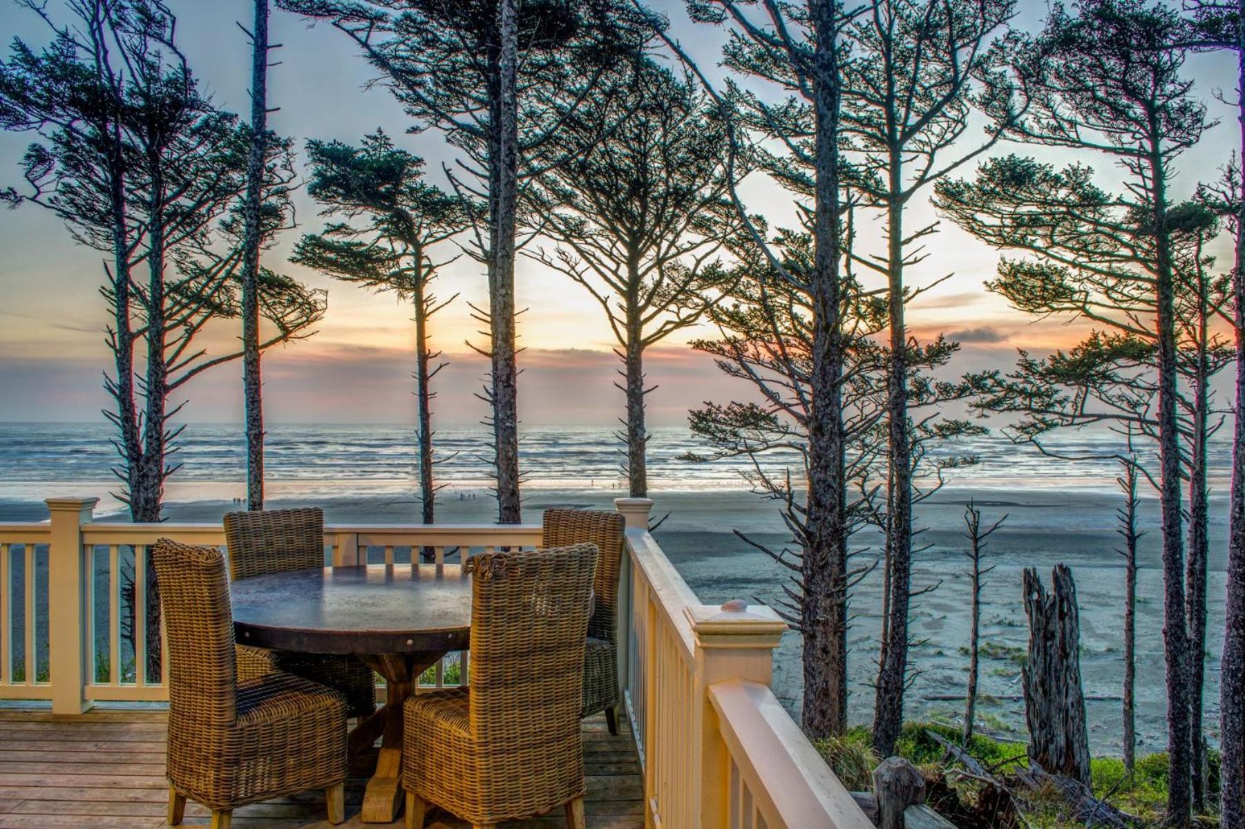 Beach Bluff By Seabrook Hospitality Pacific Beach Exterior photo